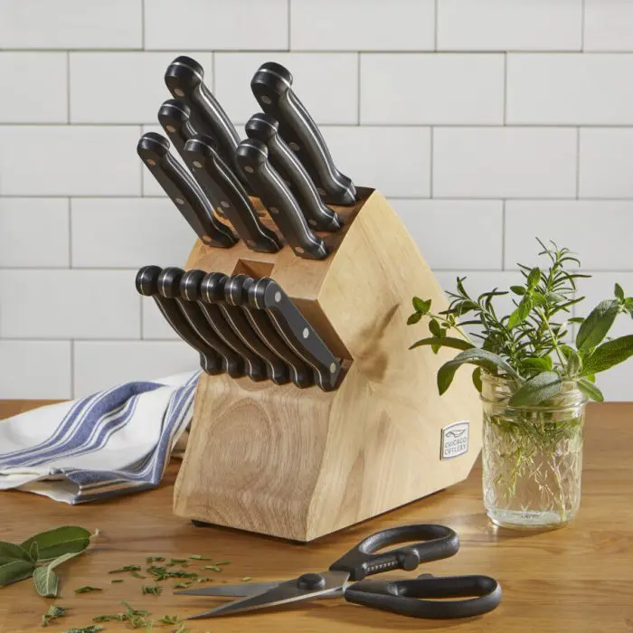 Chicago Cutlery 15ც მაკრატელი და დანა  Essentials - Image 1