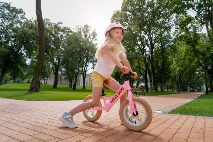 ბალანსს ველოსიპედი Miqilong HPA 12" ვარდისფერი - Image 21